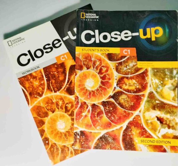 Close up (English learning-level (C1) كلوز أب لتعليم اللغة الإنجليزية مستوى طباعة ناشونال جيوجرافيك تأليف أنجيلا هيلن كتاب الطالب + كتاب التدريبات